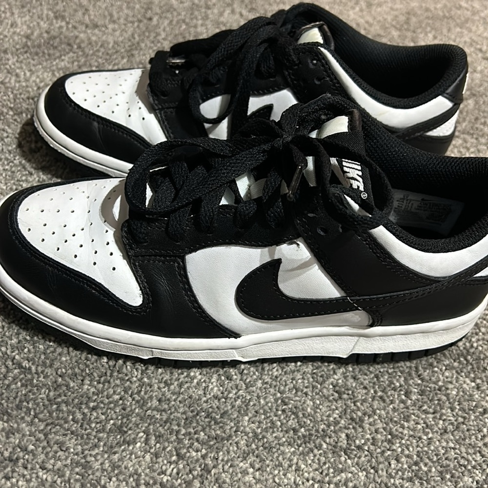 Nike Panda Dunk Low Size 5 Youth/Kids (equivalent to women’s size 6.5)